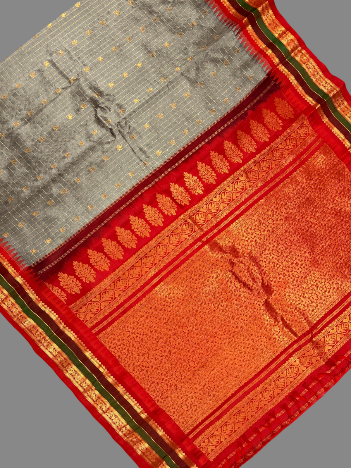 Gap Border Checks Silver Grey Pure Silk Saree