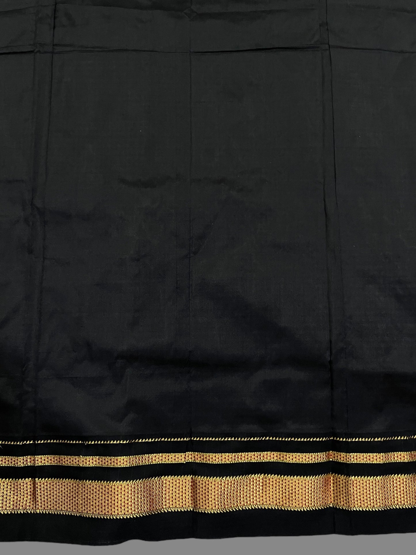 Peshwai Checks macroon cream Silk saree