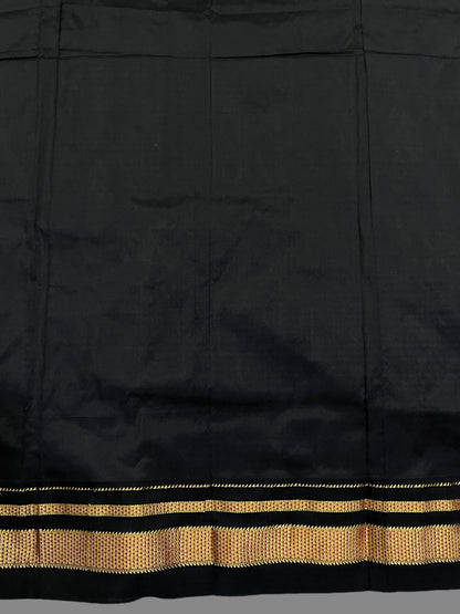 Peshwai Checks macroon cream Silk saree