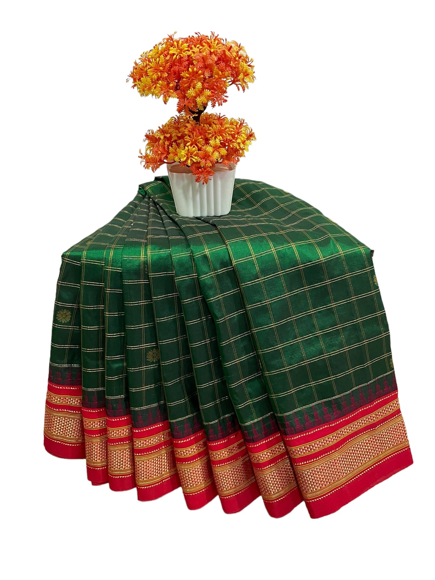 Peshwai Big Checks Dark Green Pure Silk Saree