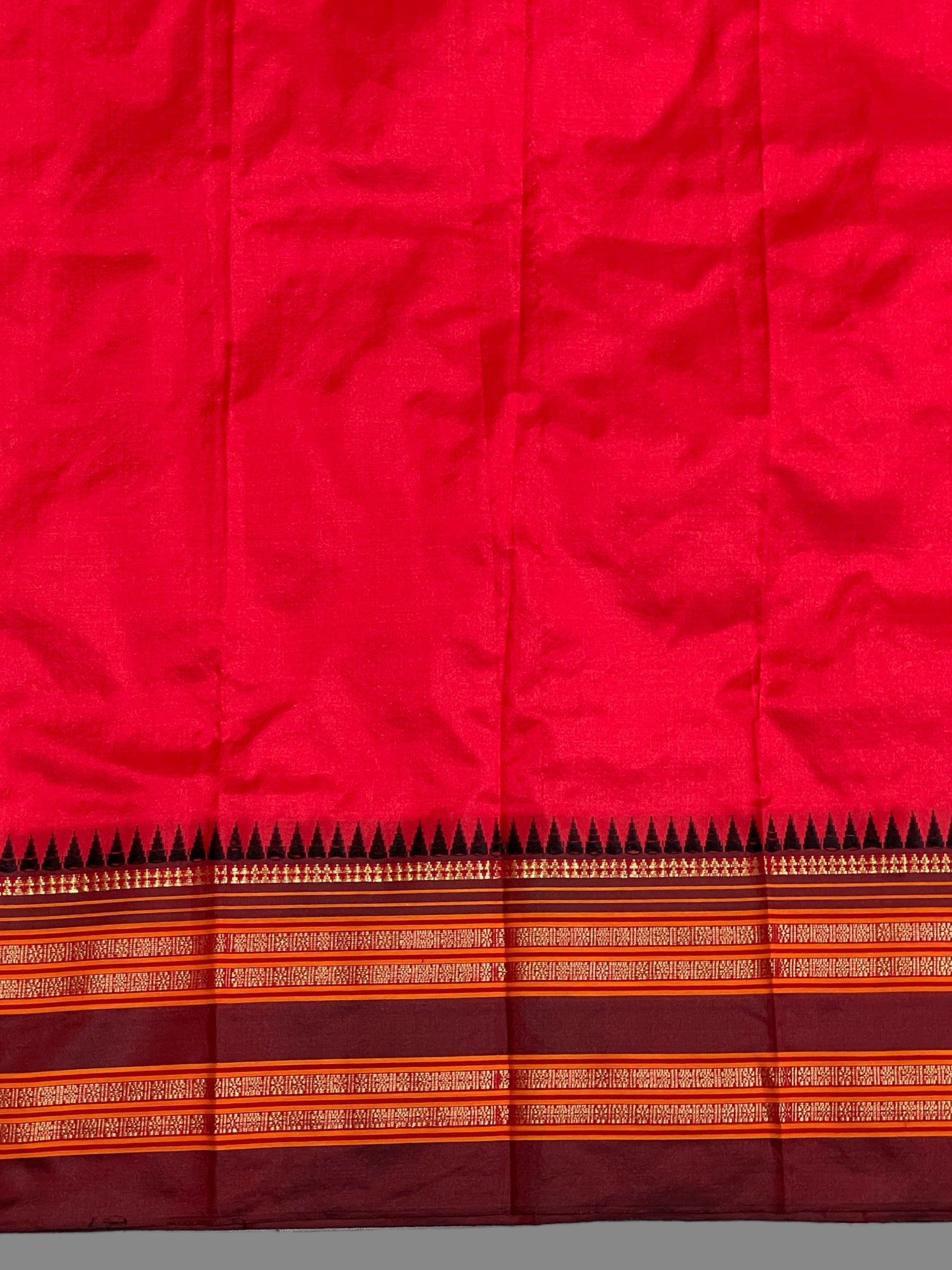 Narayanpet Plain Tomato Red Yellow Pure Silk Saree