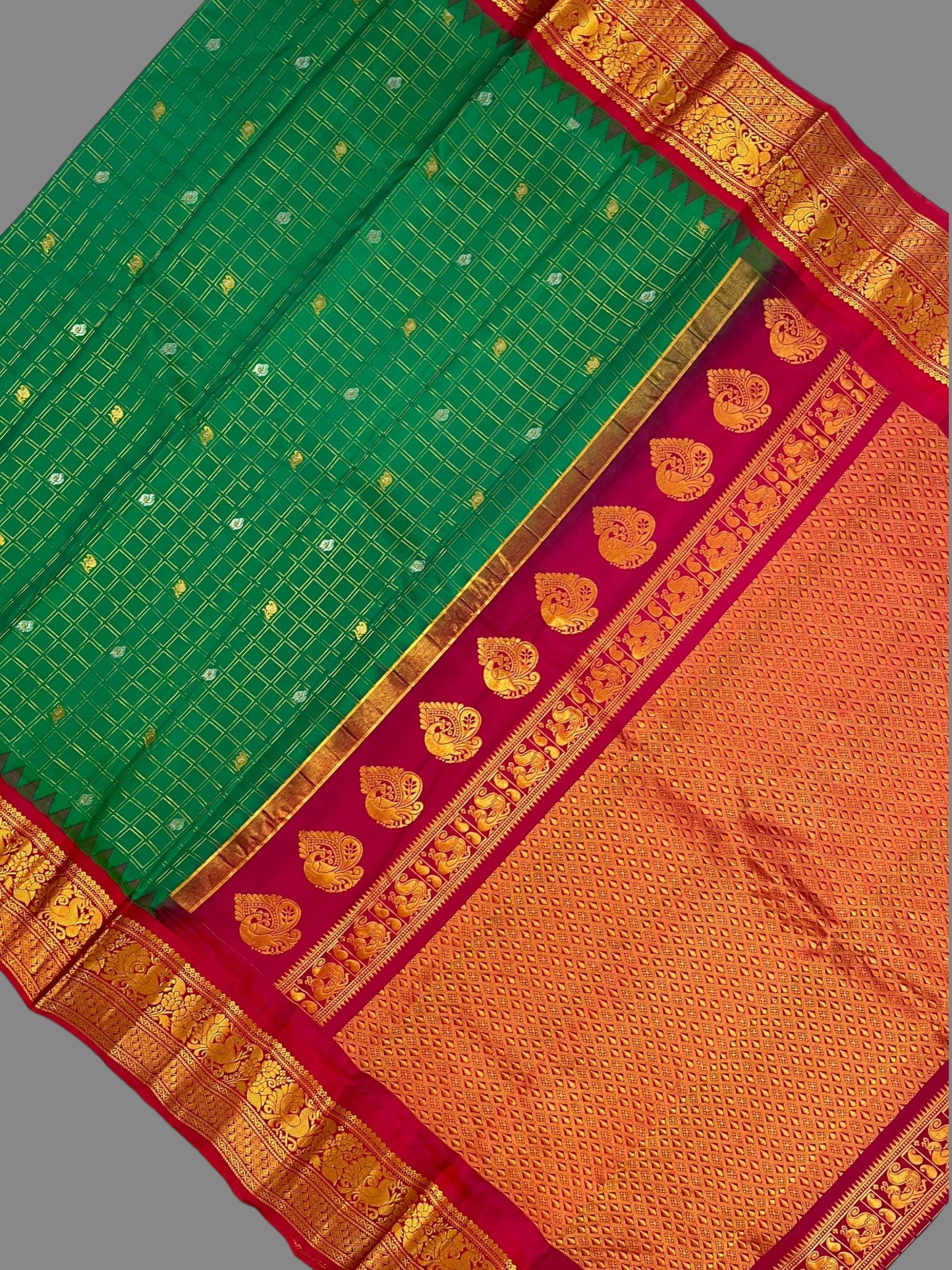 Humsa Big Checks Green  Pure Silk Saree