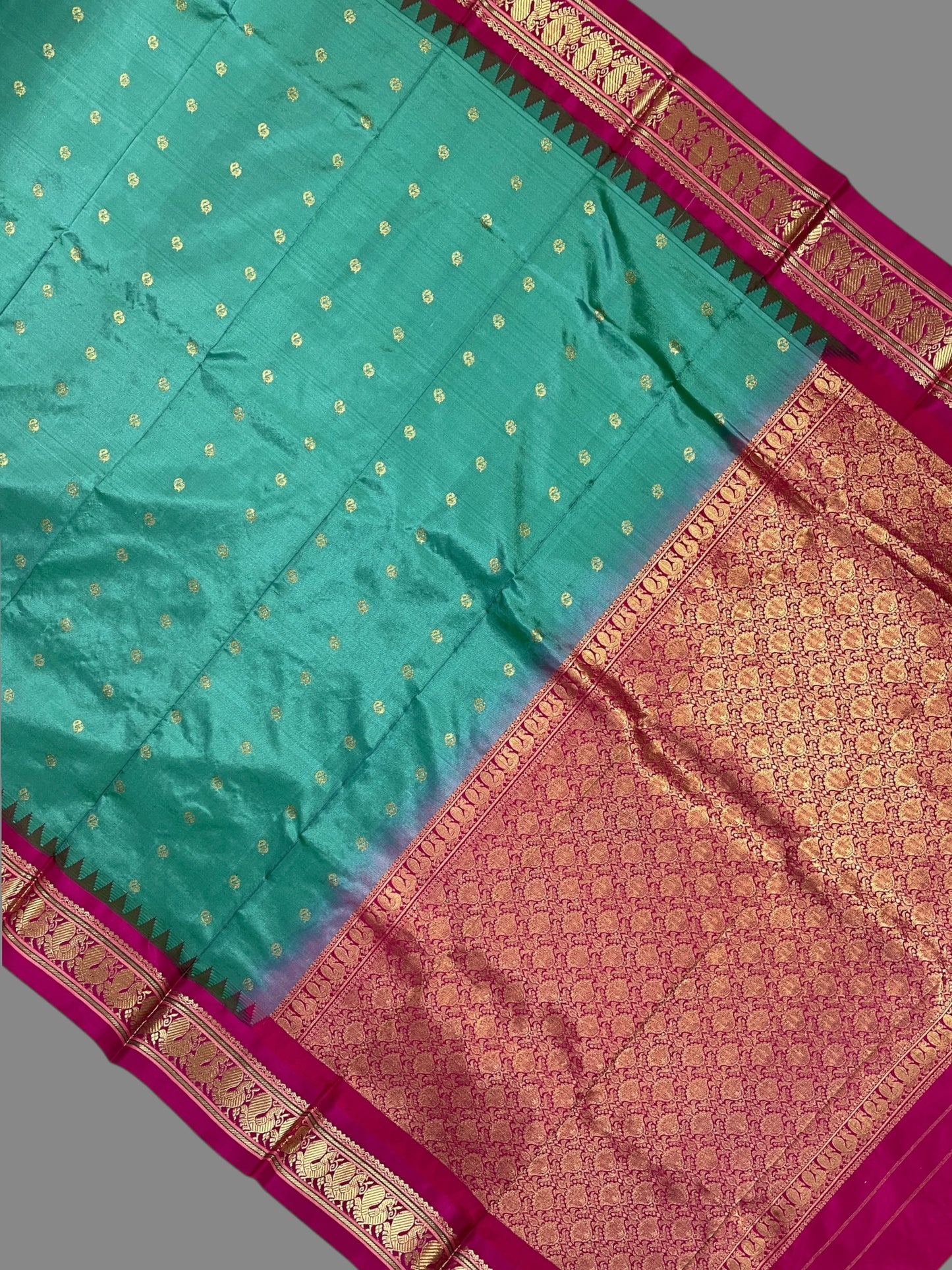 Humsa Border Sea Green Pure Silk Saree