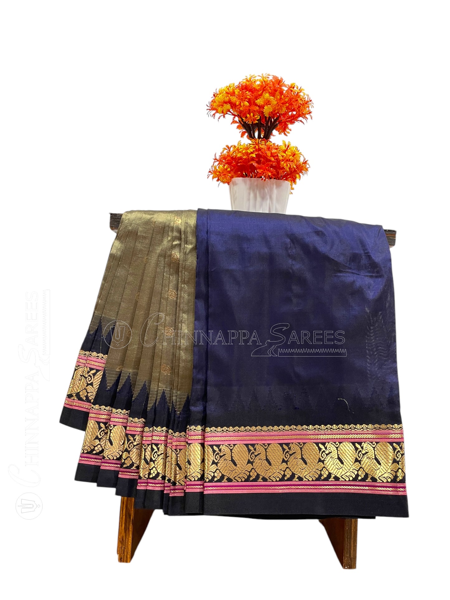 Humsa Border Olive Green Pure Silk Saree