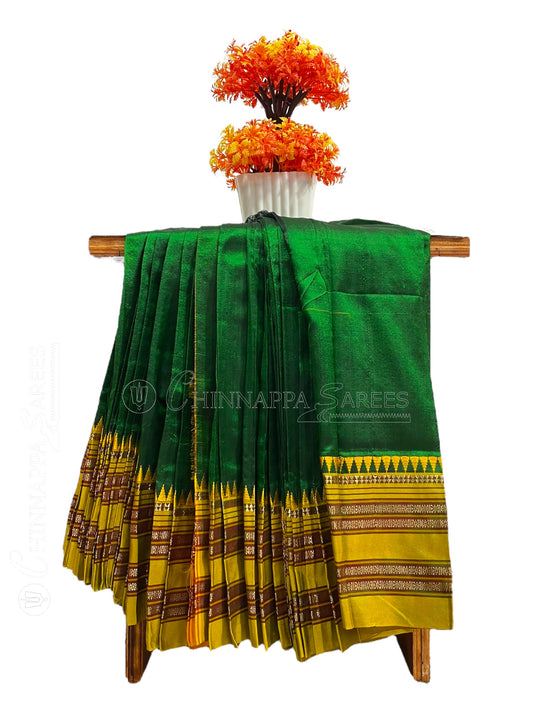 Narayanpet Plain Emerald Green Pure Silk Saree