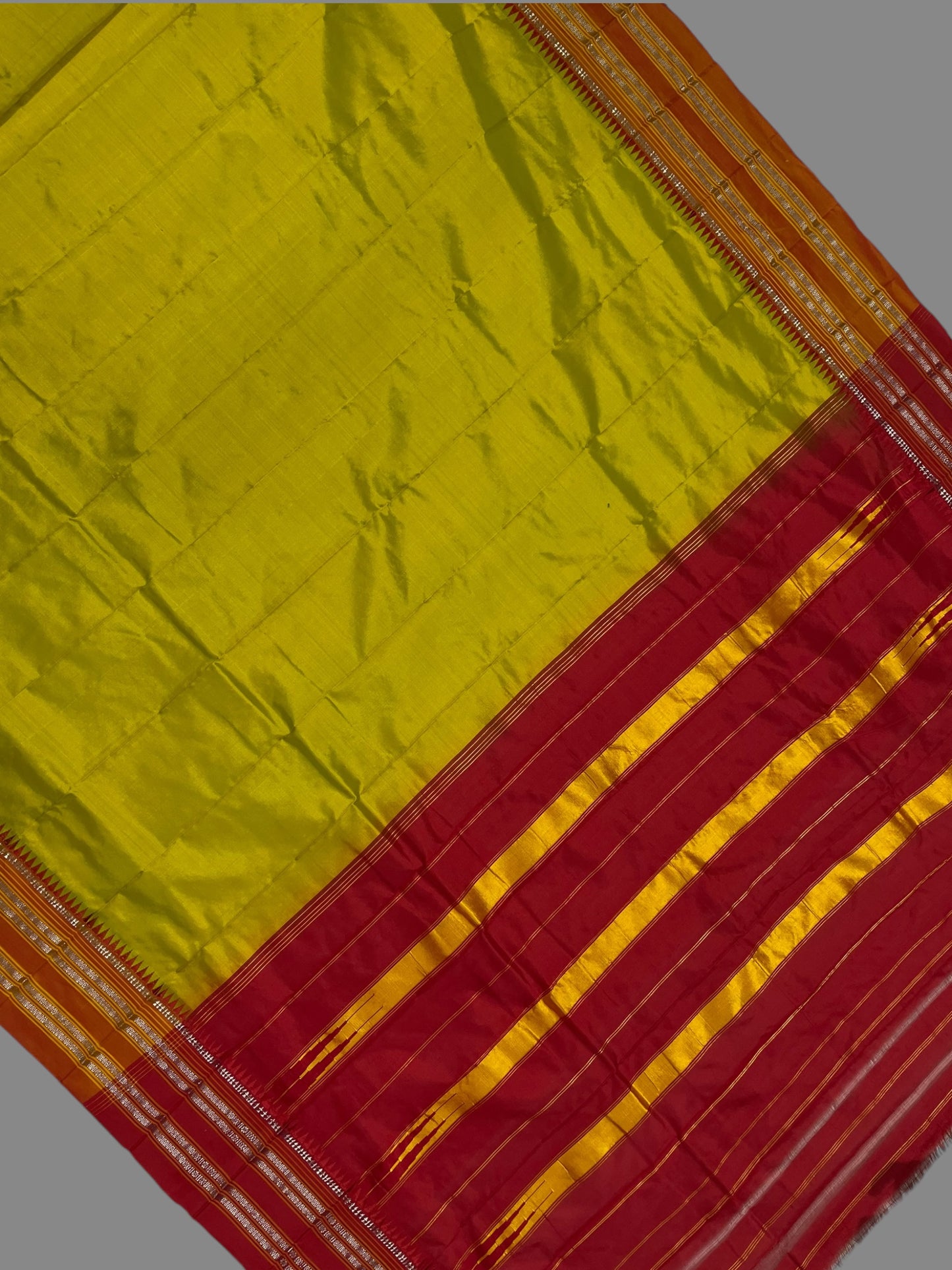 Narayanpet Plain Lime green colour pure Silk Saree