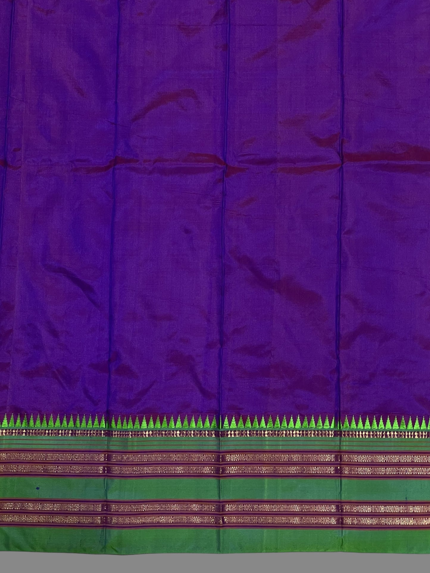 Narayanpet Plain Purple colour pure Silk Saree