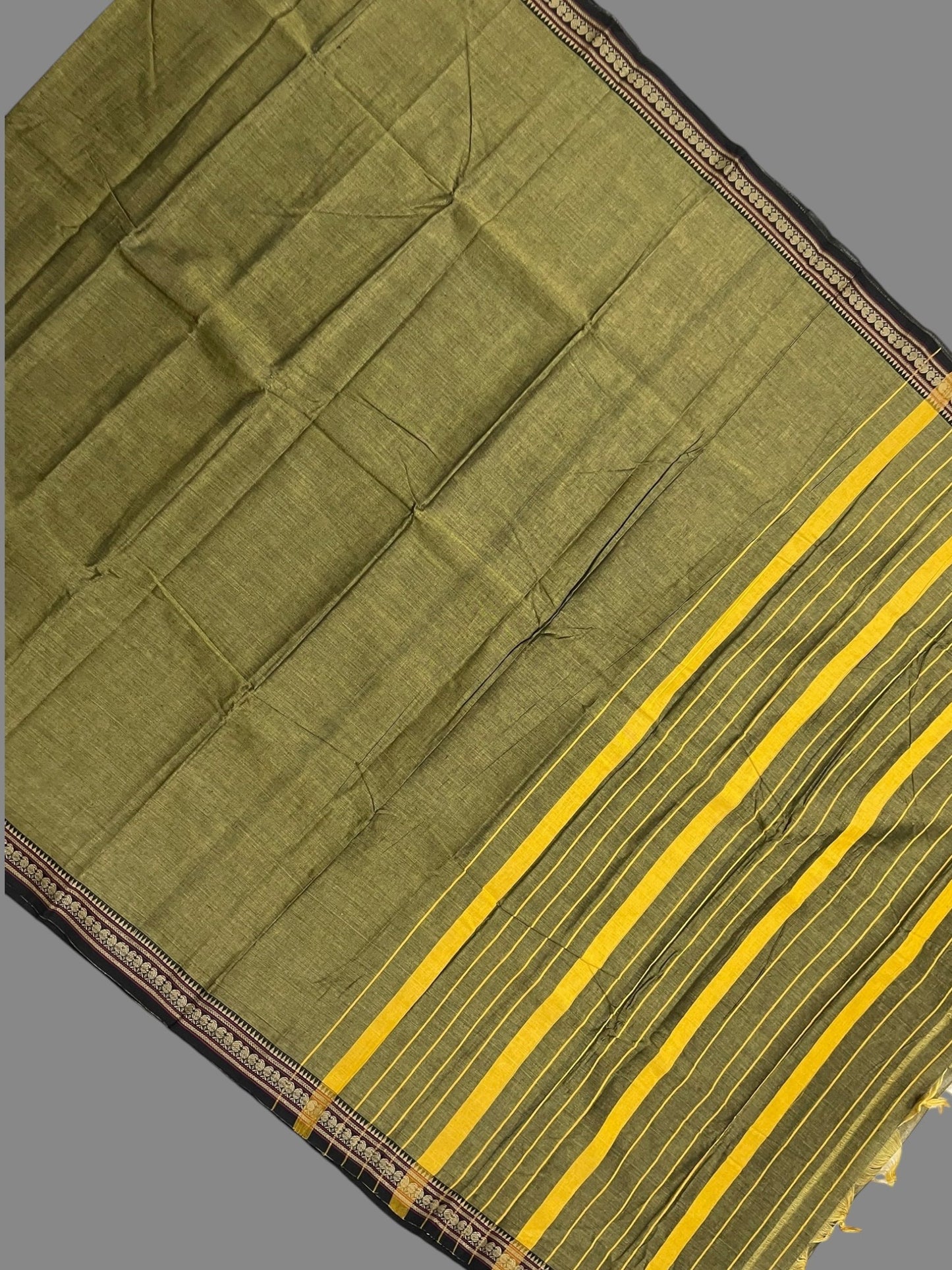 Narayanpet Cotton Mehendi Green Saree CS413