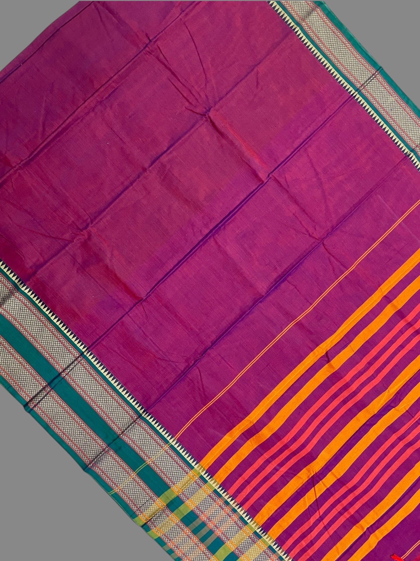 Narayanpet Cotton Magenta Saree CS422