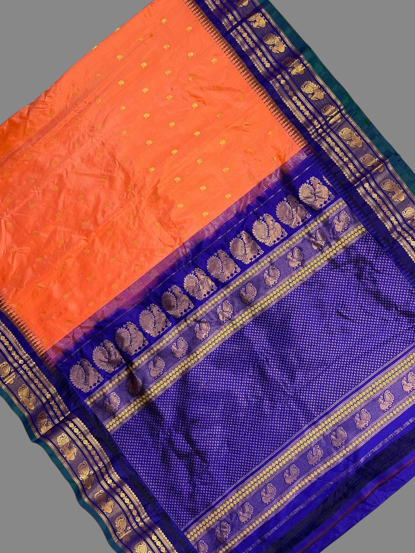 Mahalaxmi Border Dark Kanakambaram Pure Silk Saree