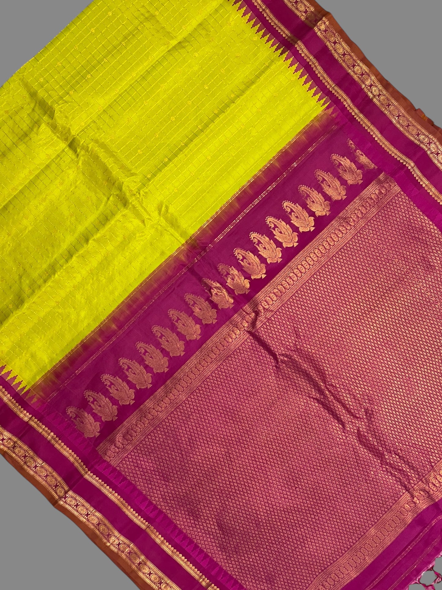 Gadwal Border Checks Lemon Pure Silk Saree