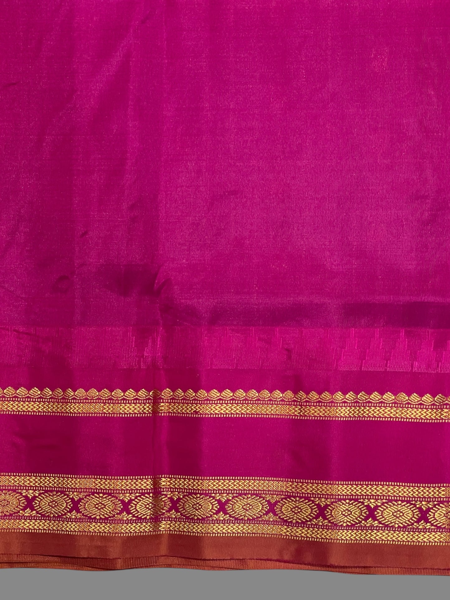 Gap Border Checks Dark Purple Pure Silk Saree