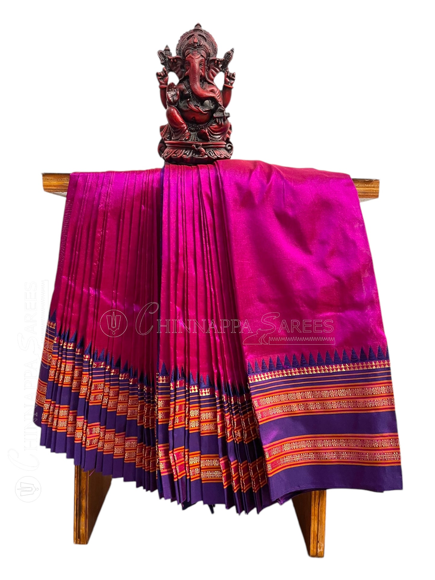 Narayanpet Plain Magenta pure Silk Saree