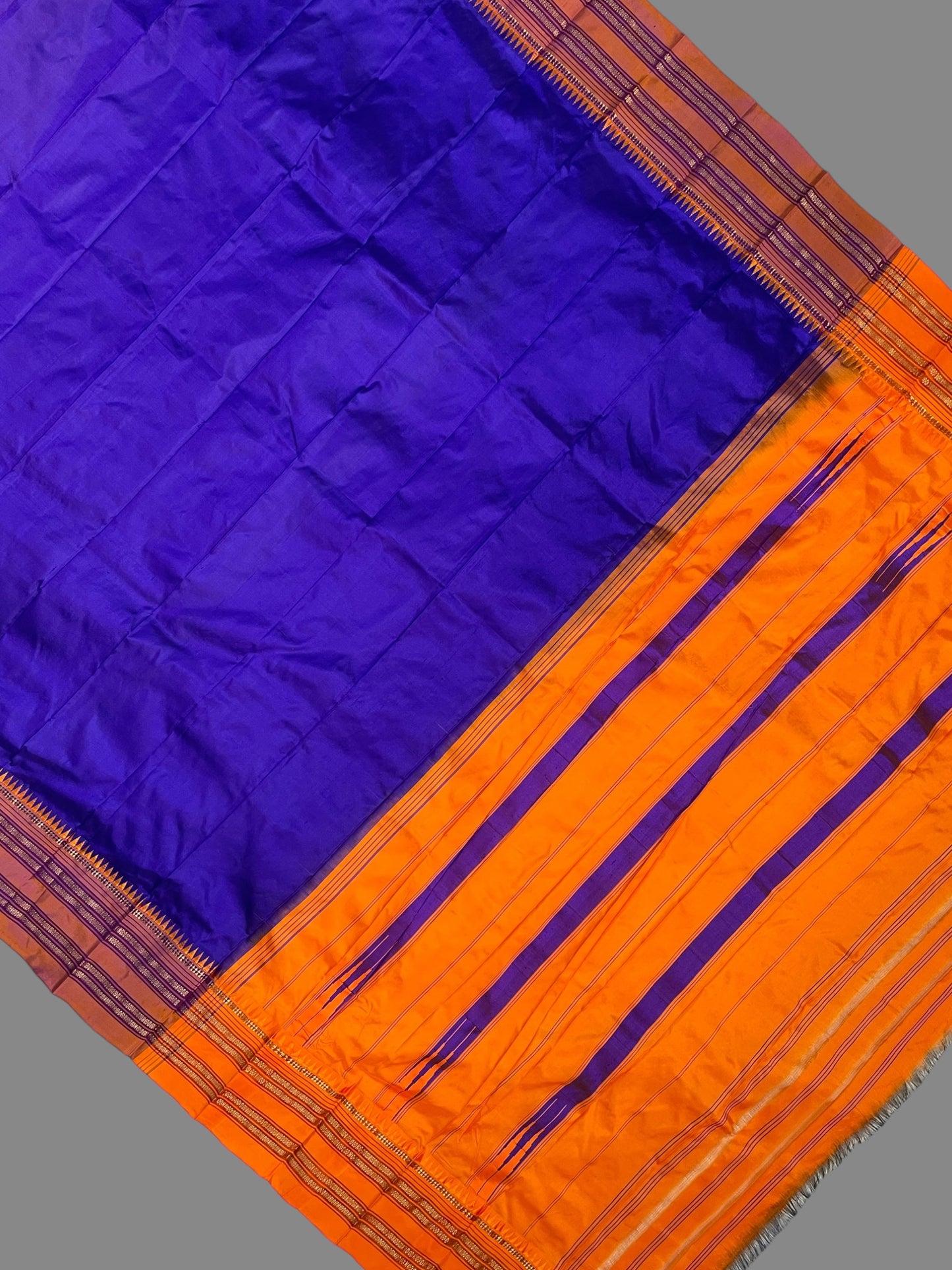 Narayanpet Plain Royal Blue colour pure Silk Saree