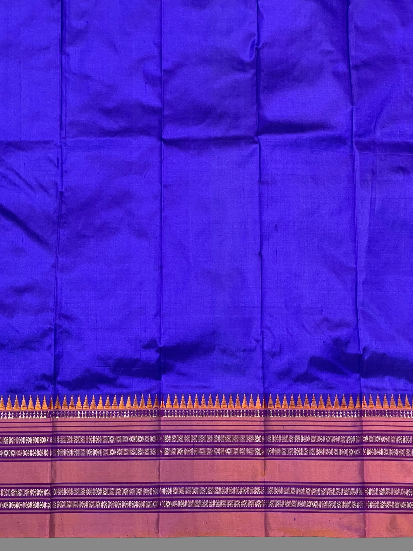 Narayanpet Plain Royal Blue colour pure Silk Saree