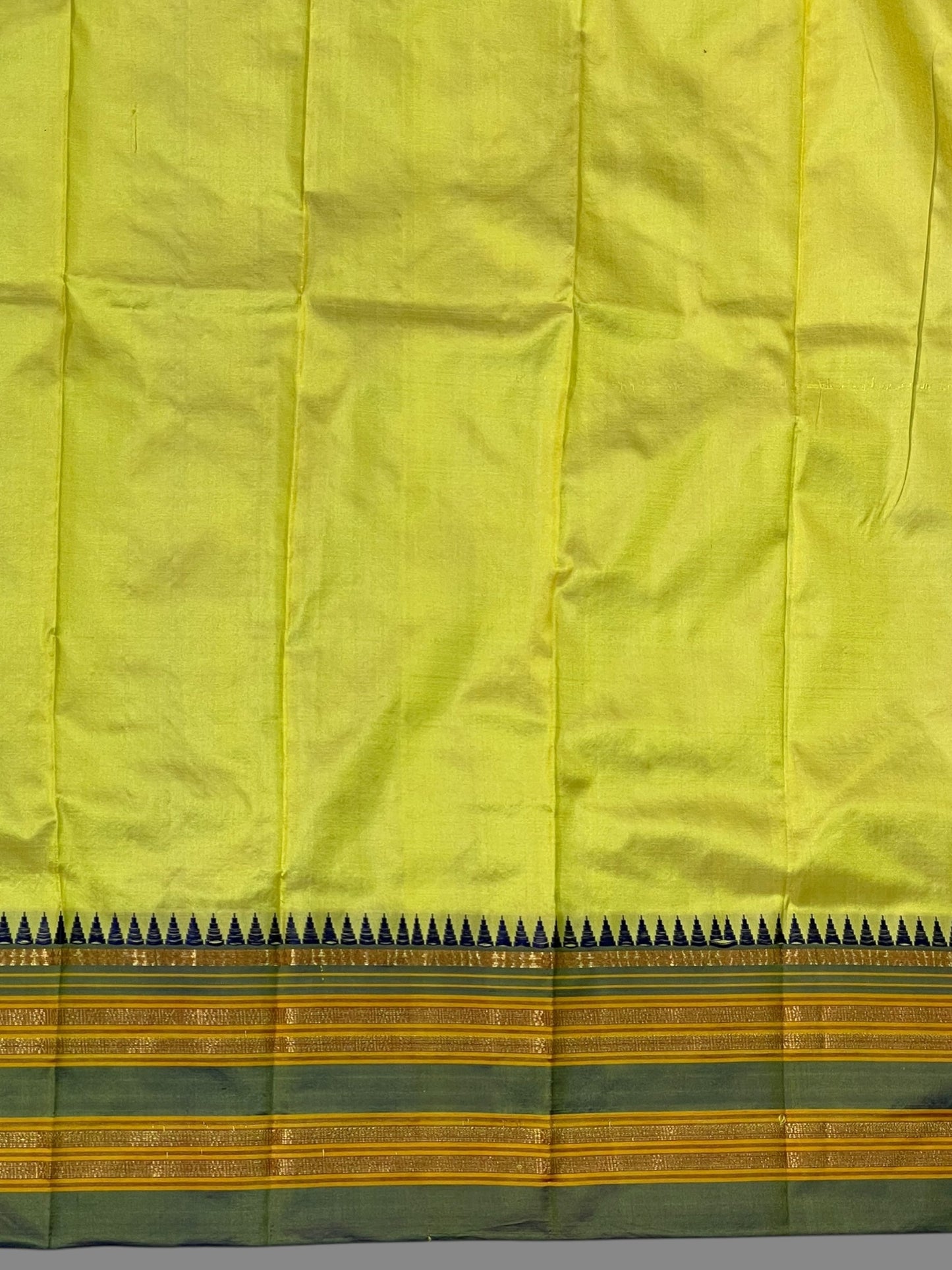 Narayanpet Plain Lemon Yellow pure Silk Saree