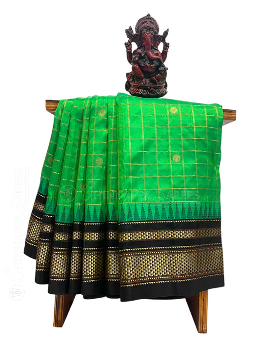 Peshwai Big Checks Green Pure Silk Saree