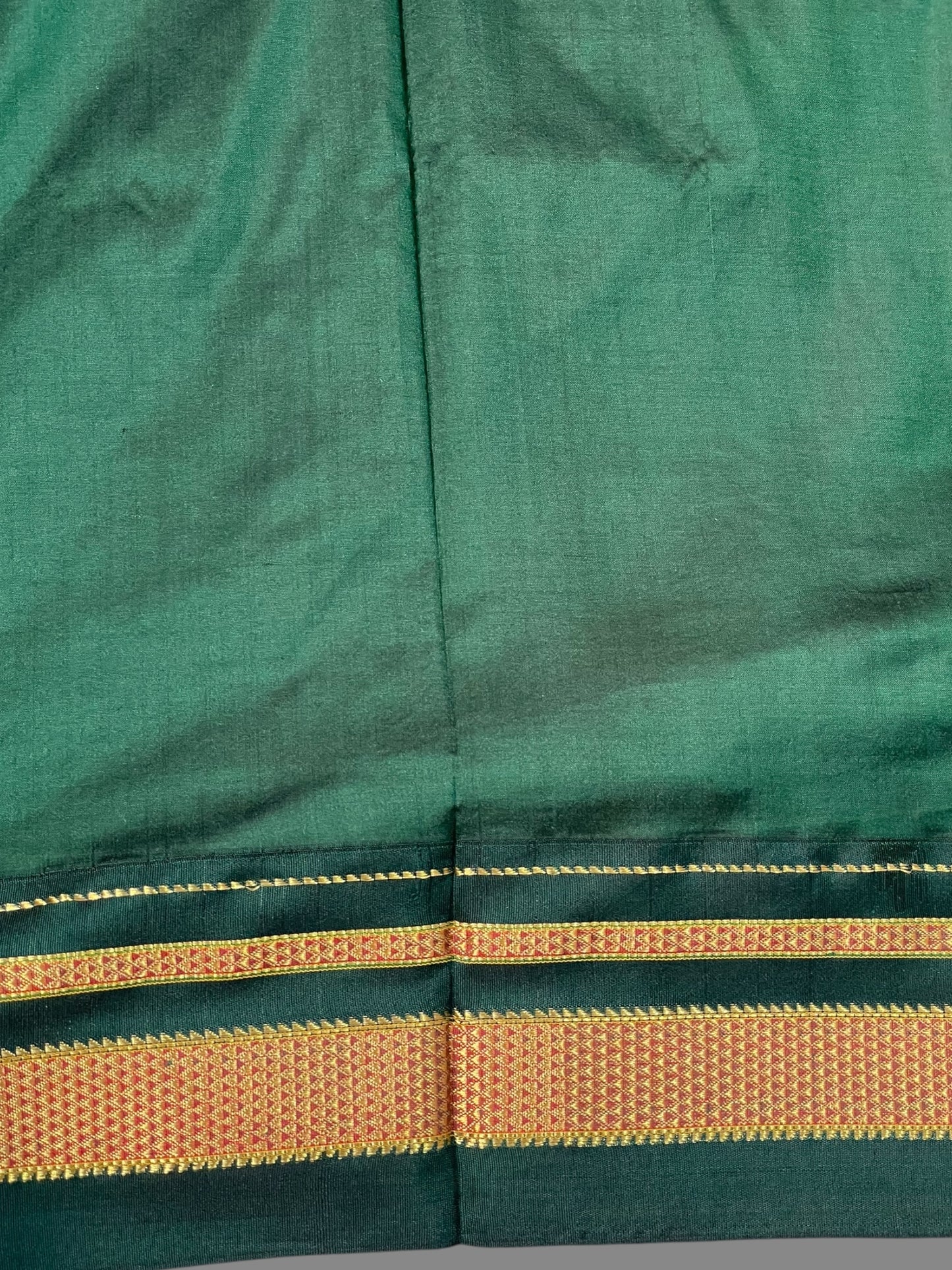 Peshwai Checks Cream 4 Pure Silk Saree