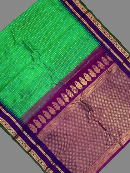 Gap Border Checks Emerald Green Pure Silk Saree