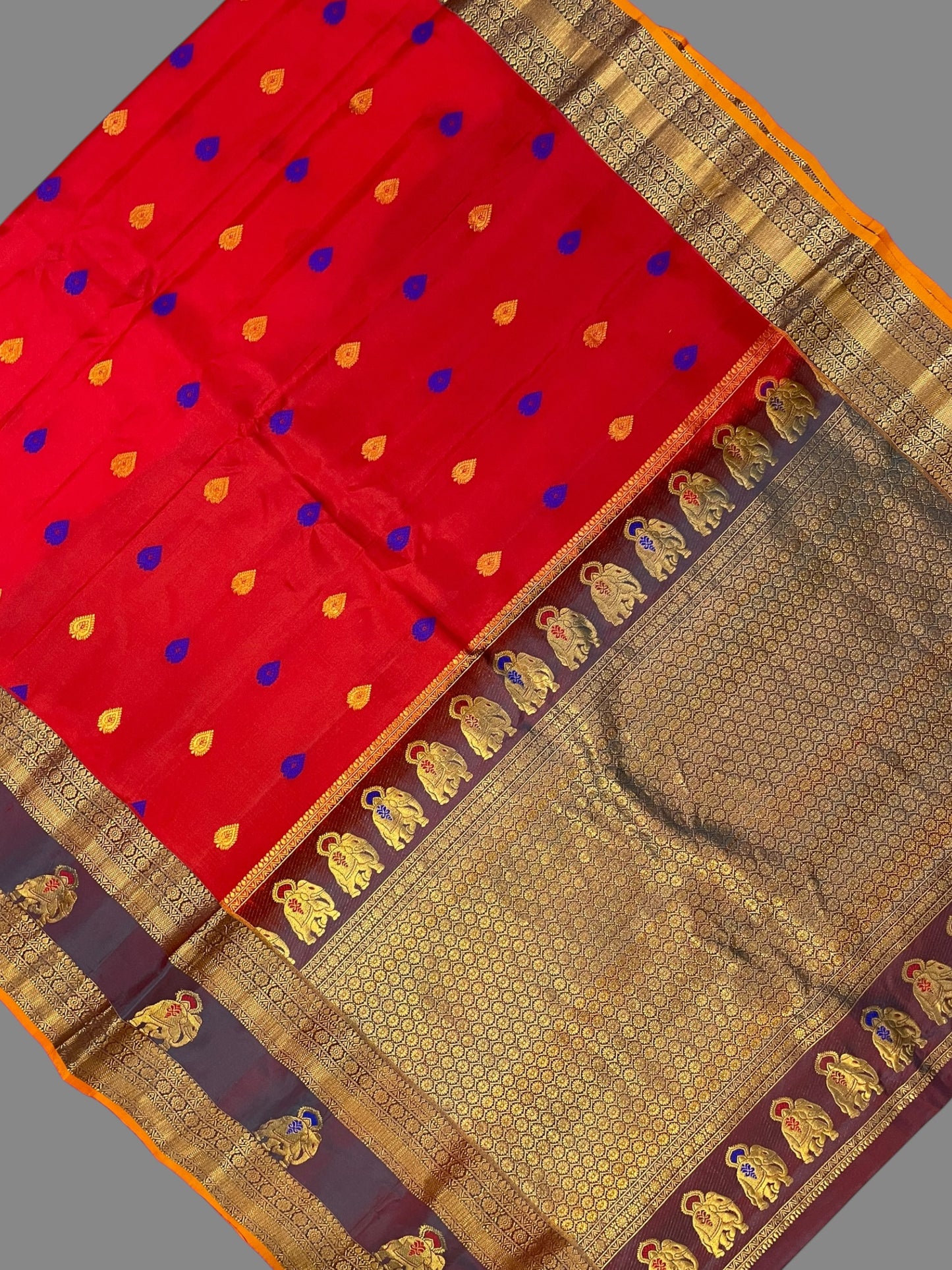 Big Gap Double Peacock Border Classy Red Pure Silk Saree