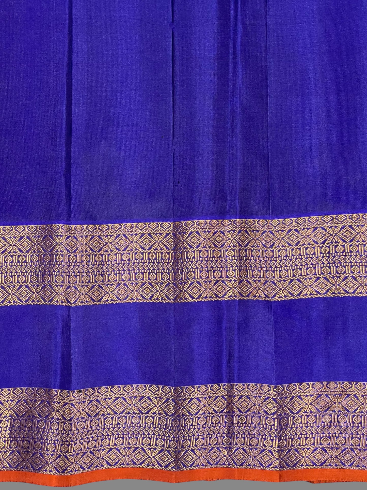 Big Gap Double Peacock Border Maroon Pure Silk Saree