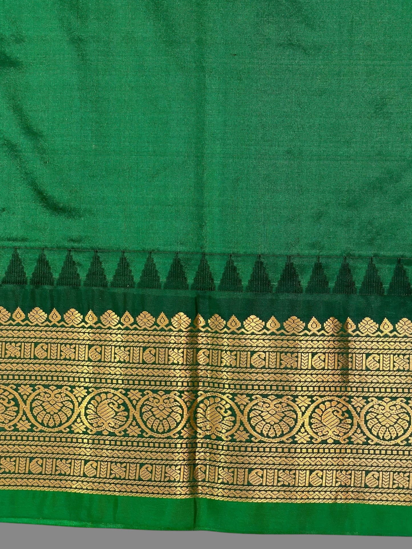 Bridal Big Checks Butta Very Light Grey Pure Silk Sarees