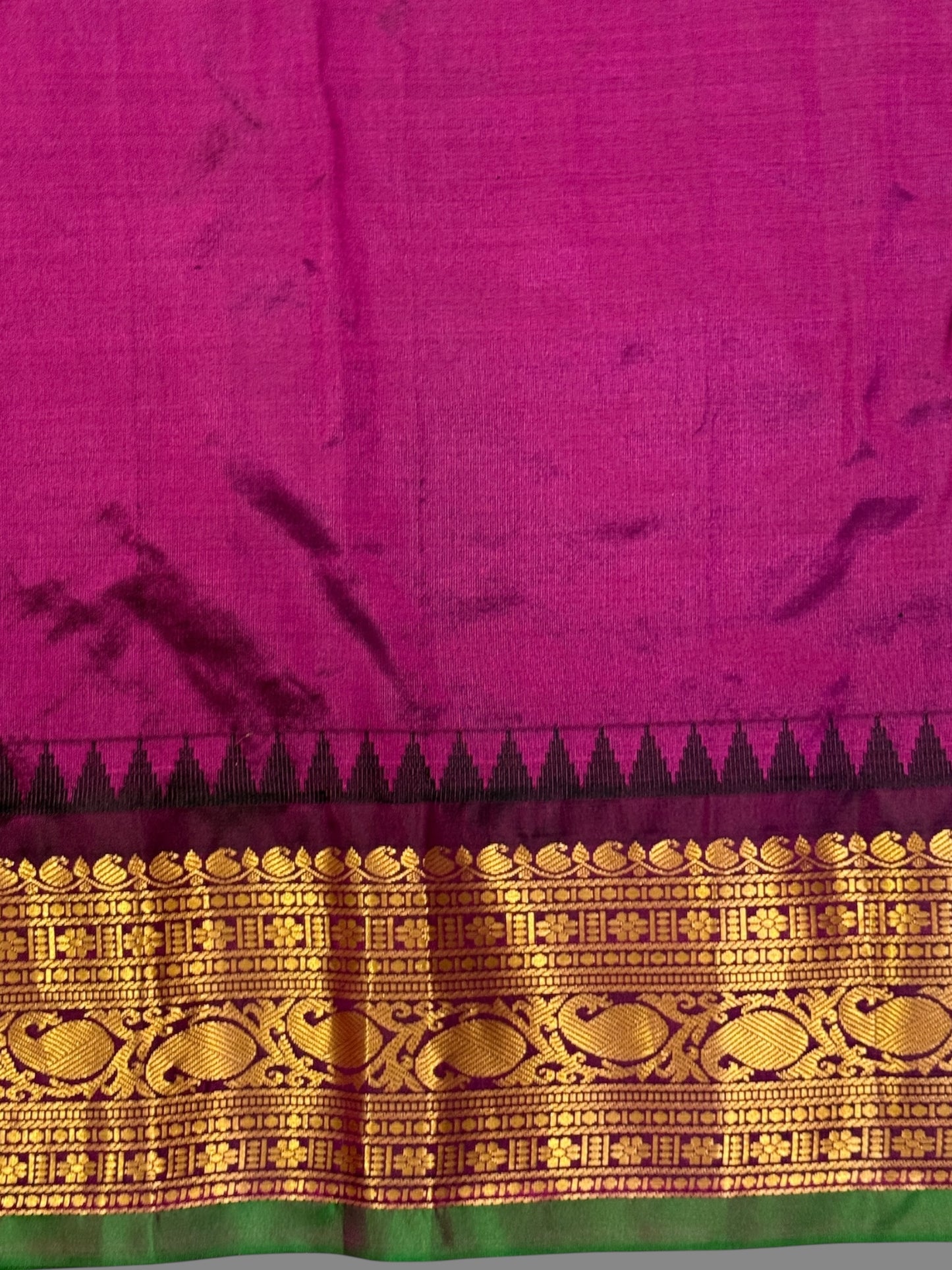 Bridal Big Checks Butta Parrot Green Pure Silk Sarees