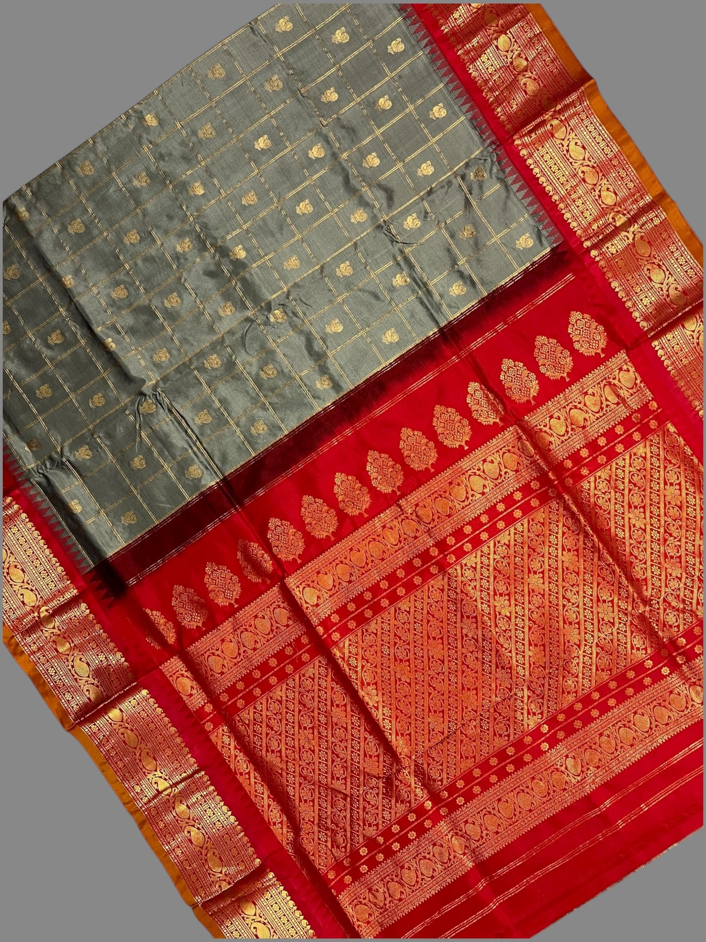 Bridal Big Checks Butta Grey Pure Silk Sarees
