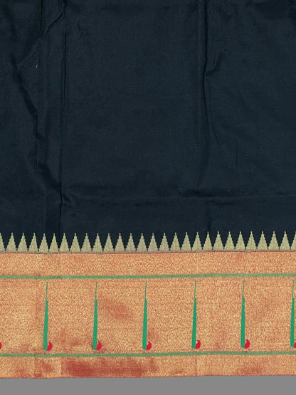 Single Muniya Border Black Silk Saree
