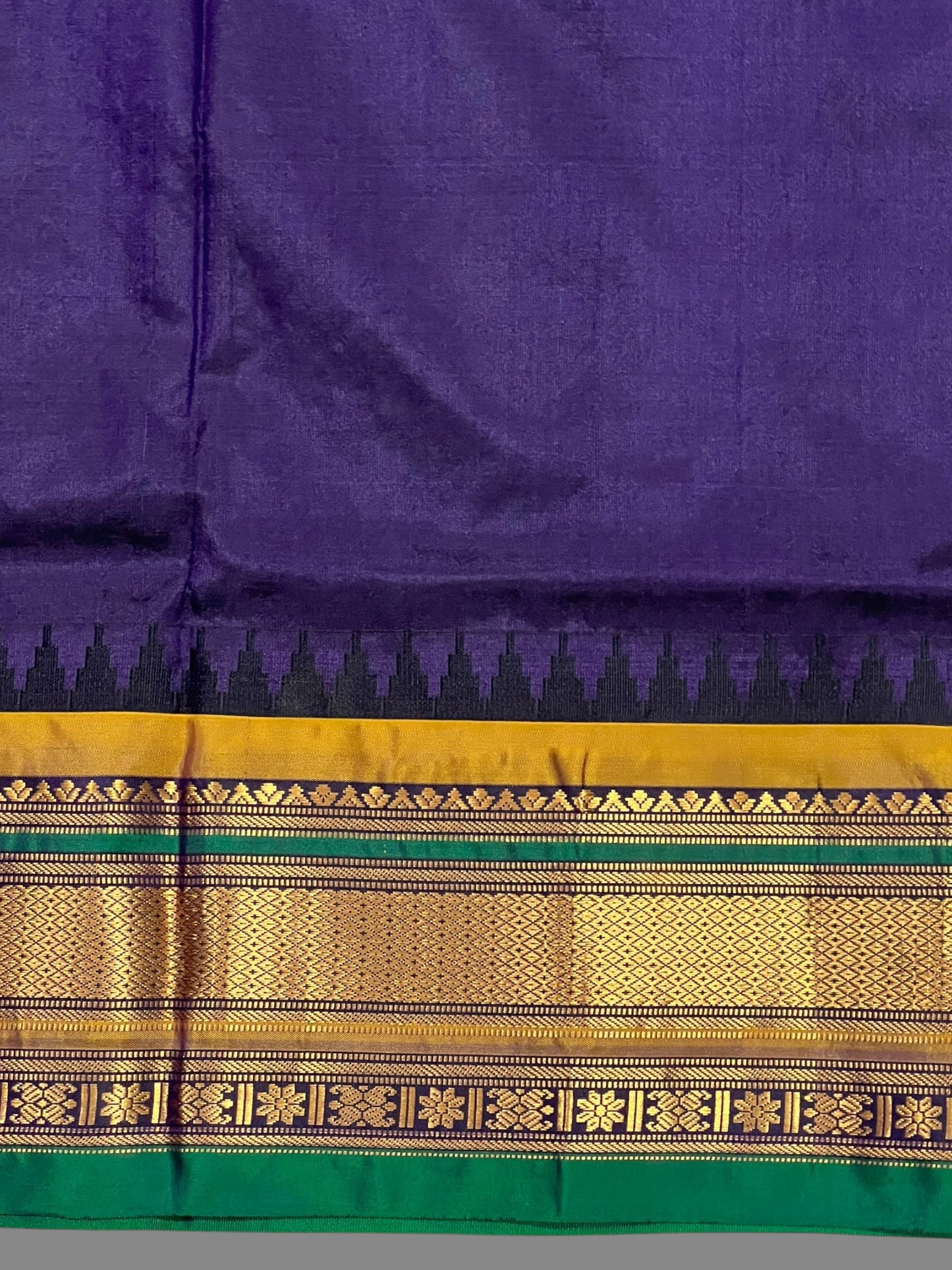 Kanchi Green Stripes Butta Pure Silk Sarees