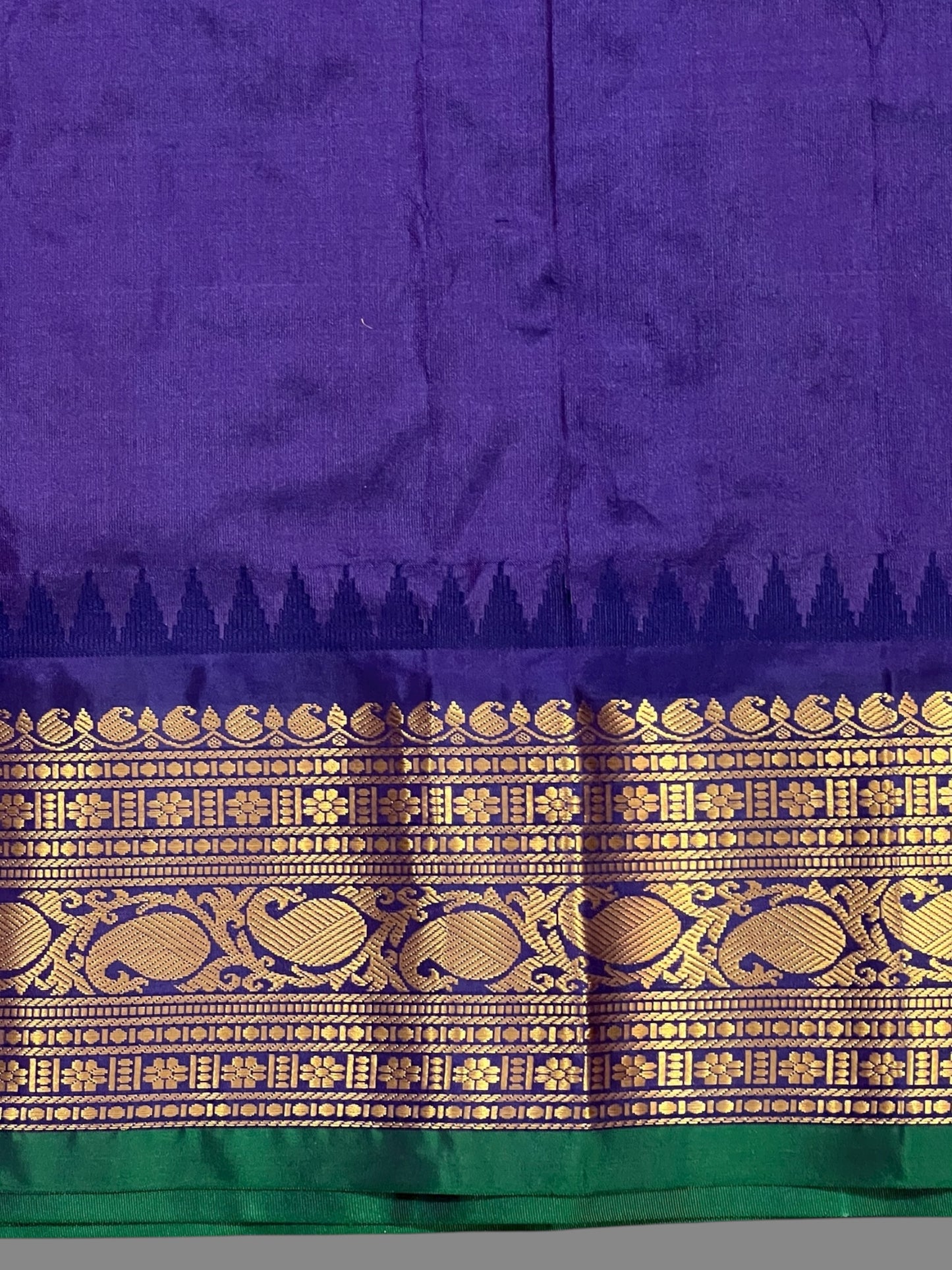 Bridal Big Checks Butta Green Pure Silk Sarees