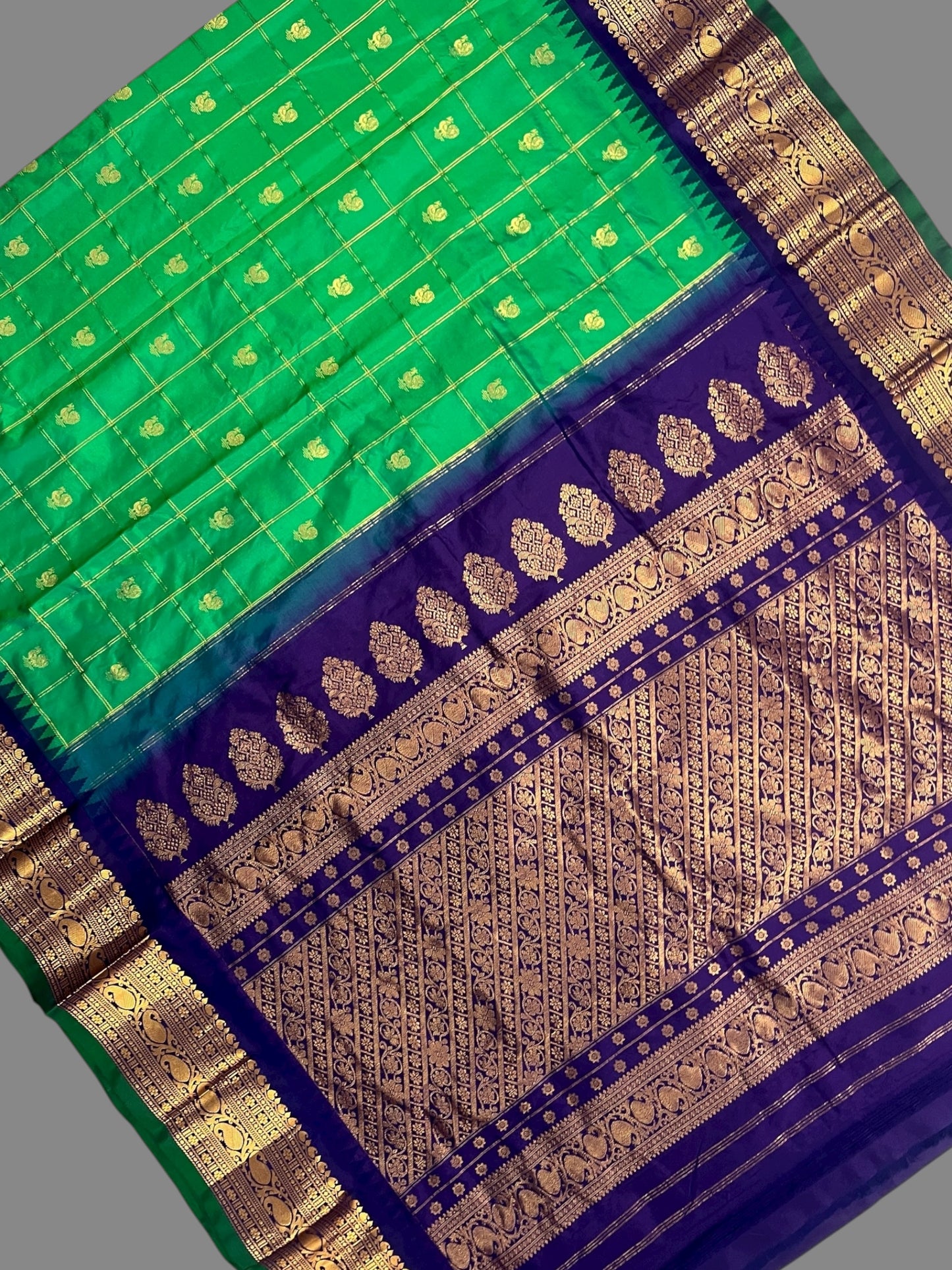 Bridal Big Checks Butta Green Pure Silk Sarees