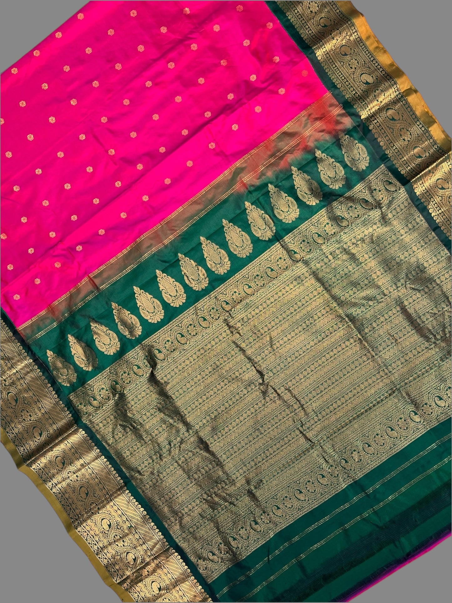 Gadwal Big Border Pink Pure Silk Sarees