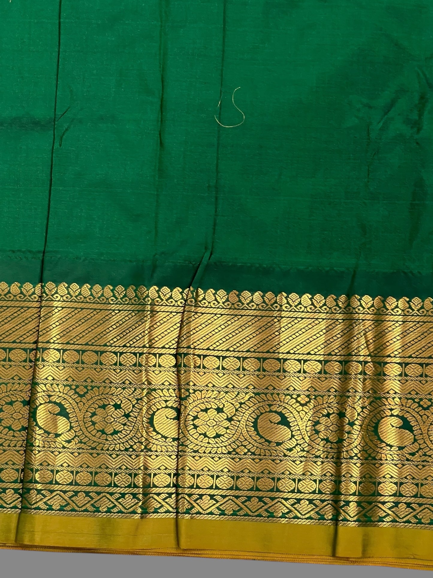 Gadwal Big Border Pink Pure Silk Sarees