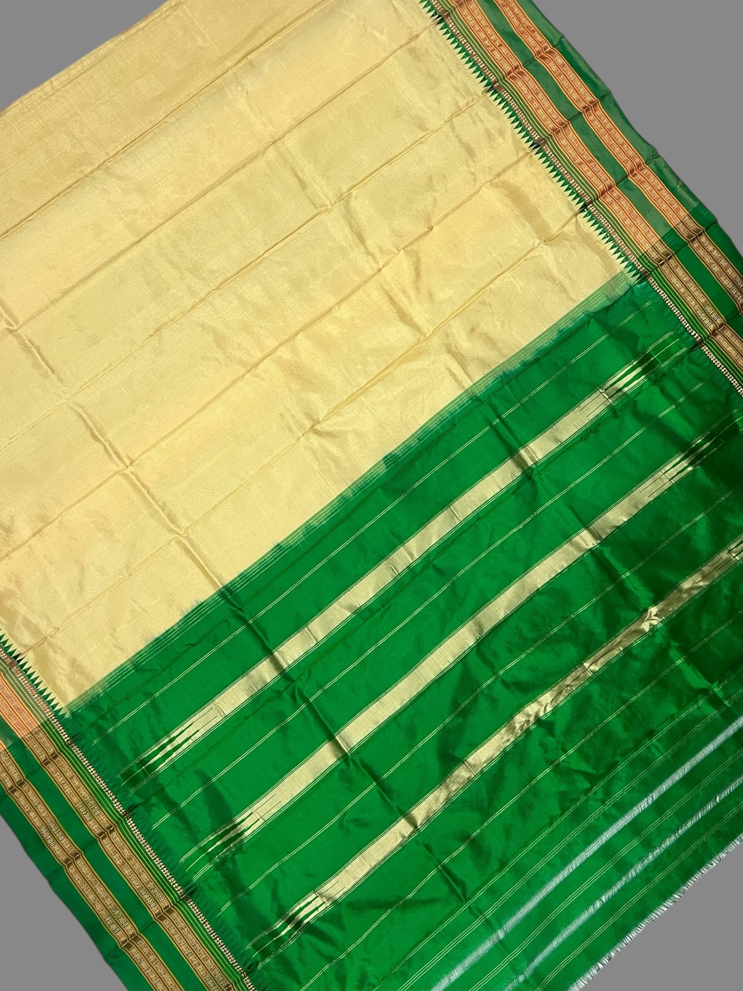 Narayanpet Plain Cream Pure Silk Saree