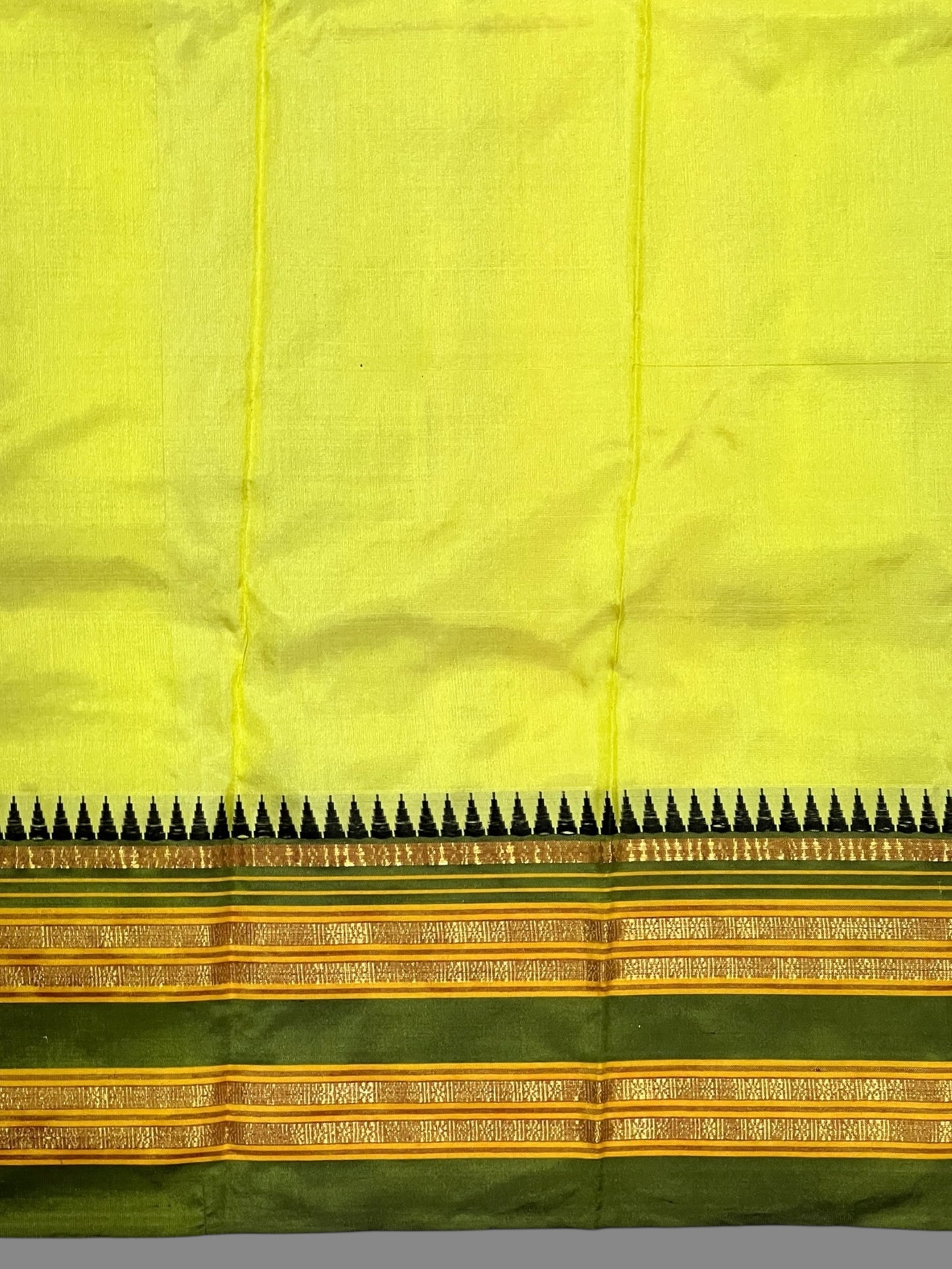 Narayanpet Plain Lemon Yellow Pure Silk Saree