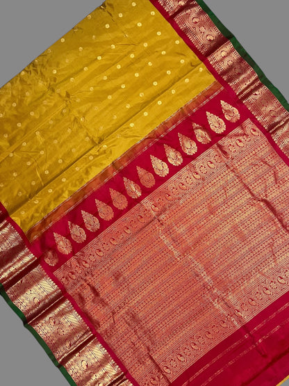 Gadwal Big Border Mehndi Pure Silk Sarees