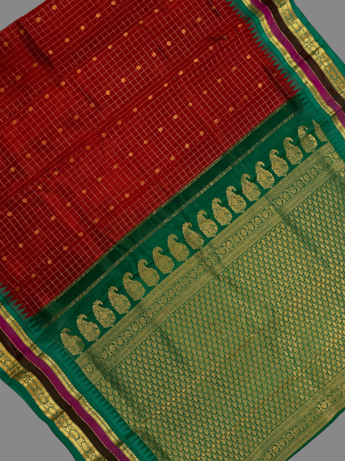 Gap Border Checks Dark Maroon Pure Silk Saree