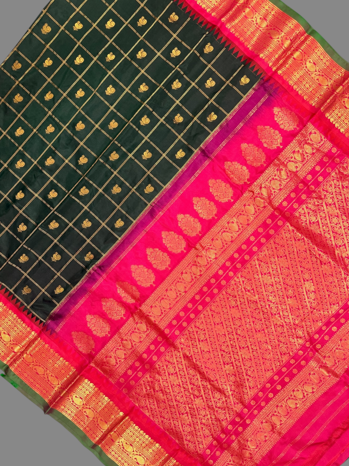 Bridal Big Checks Butta Bottle Green Pure Silk Sarees