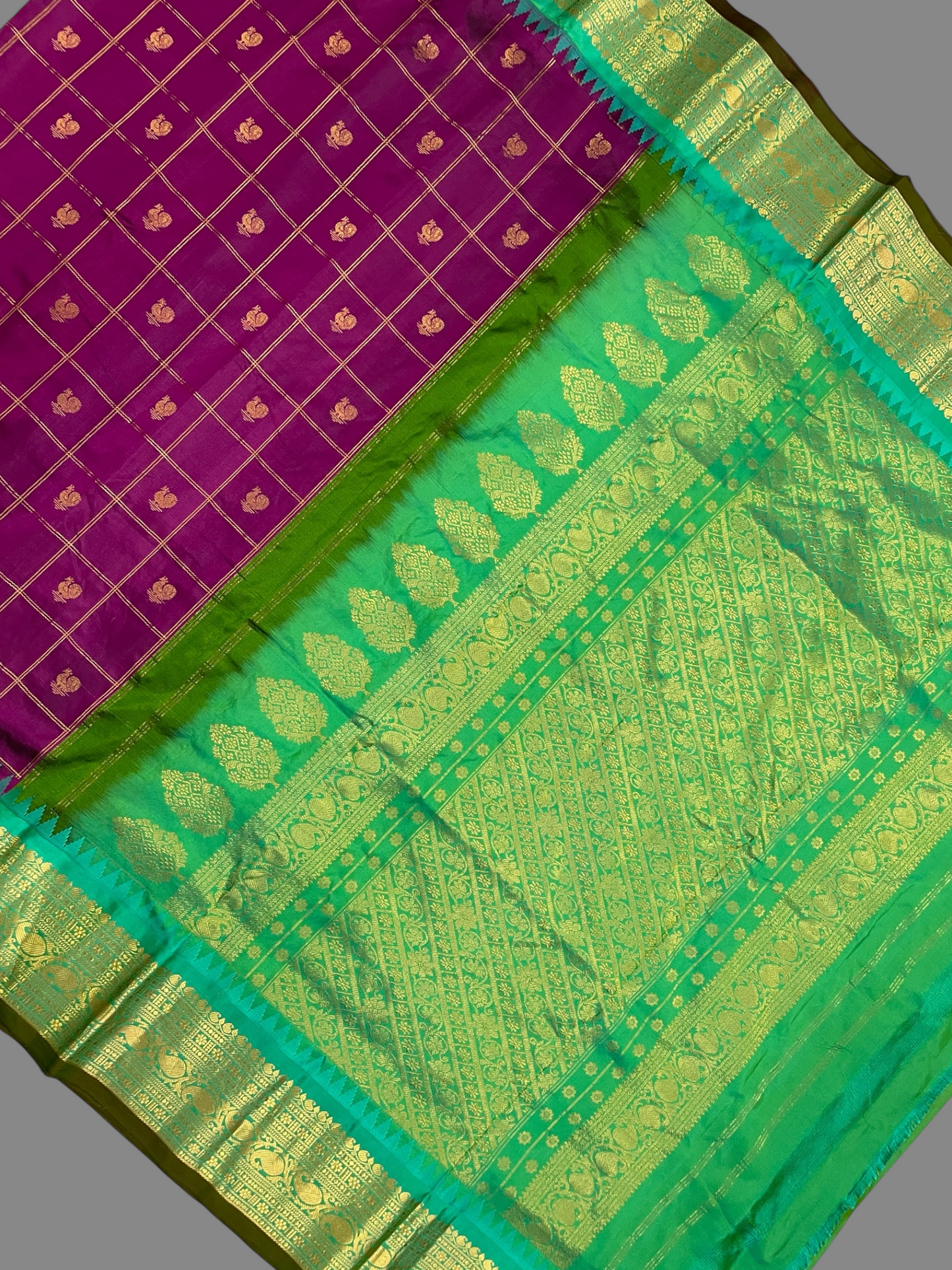Bridal Big Checks Butta Magenta Pure Silk Sarees