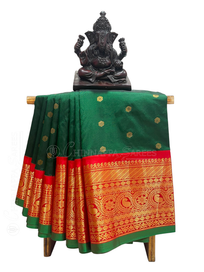 Gadwal Flower Butta Dark Green Pure Silk Sarees