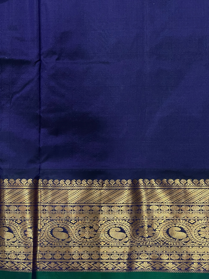 Gadwal Flower Butta Light Blue Pure Silk Sarees