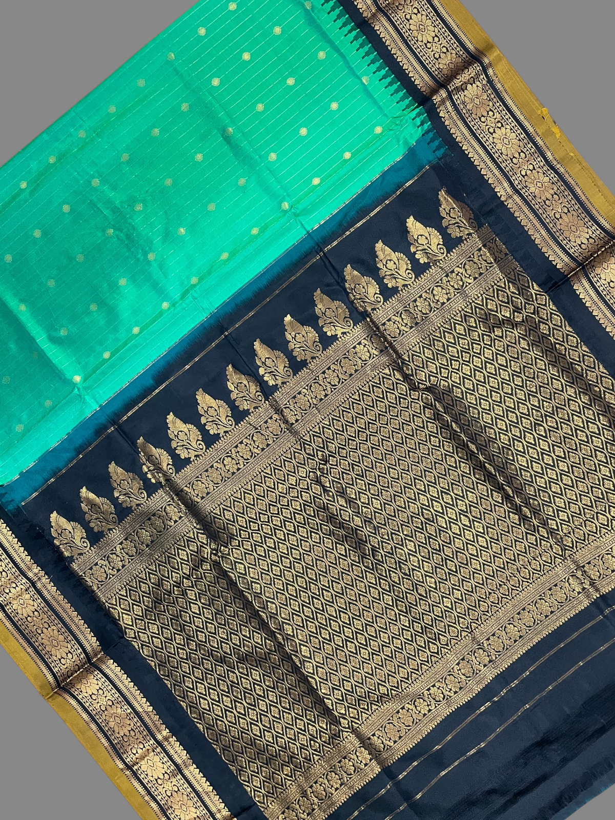 Kanchi Sea Green Stripes Butta Pure Silk Sarees