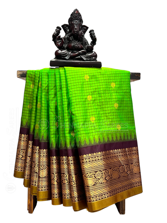 Gadwal Small Checks Butta Green Pure Silk Sarees