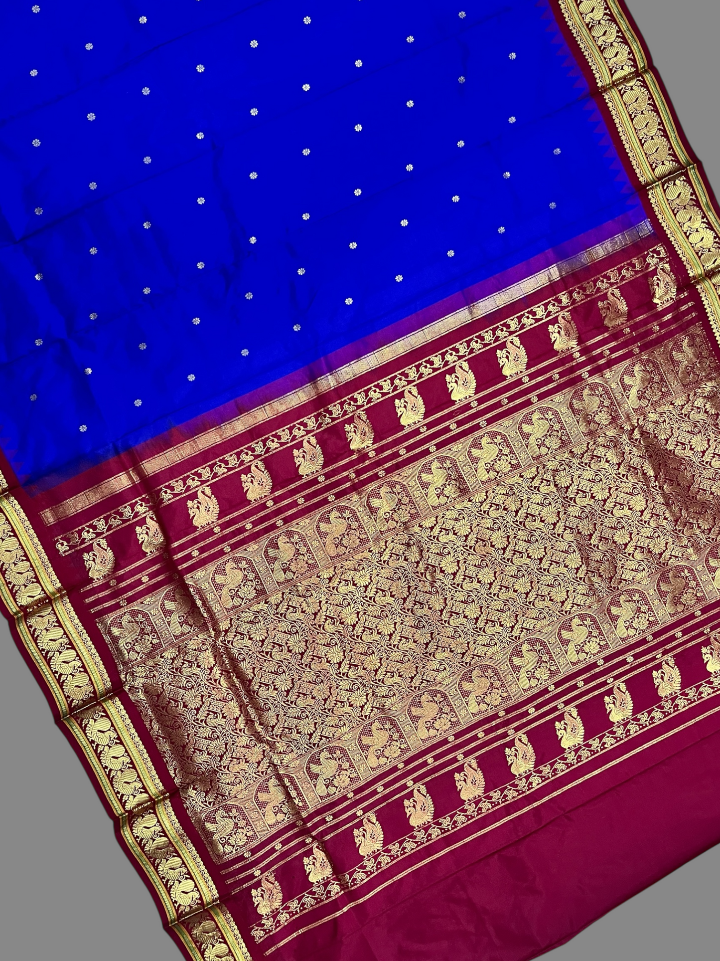 Humsa Border Navy Blue Pure Silk Saree