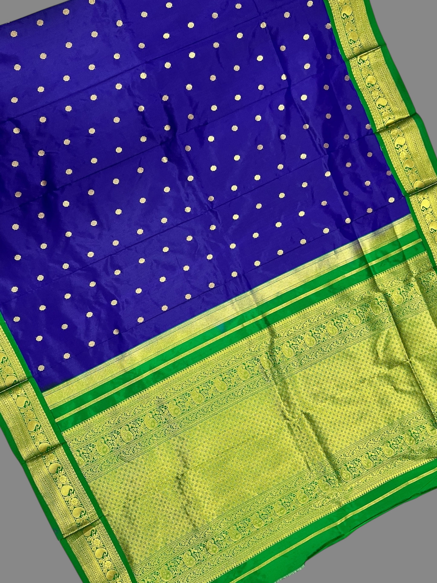 Neelambari Border Royal Blue Pure Silk Saree