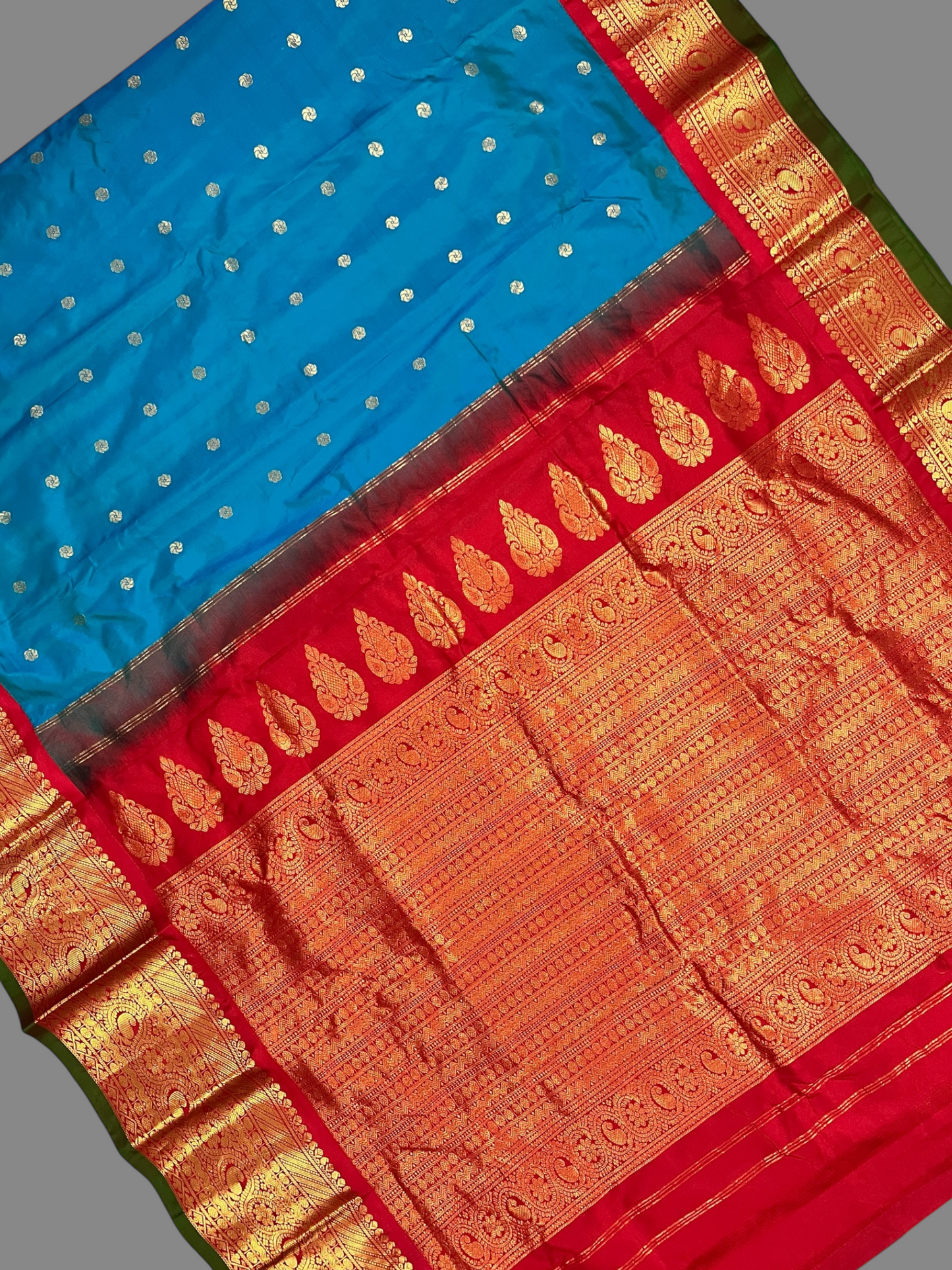 Gadwal Big Border Blue Pure Silk Sarees