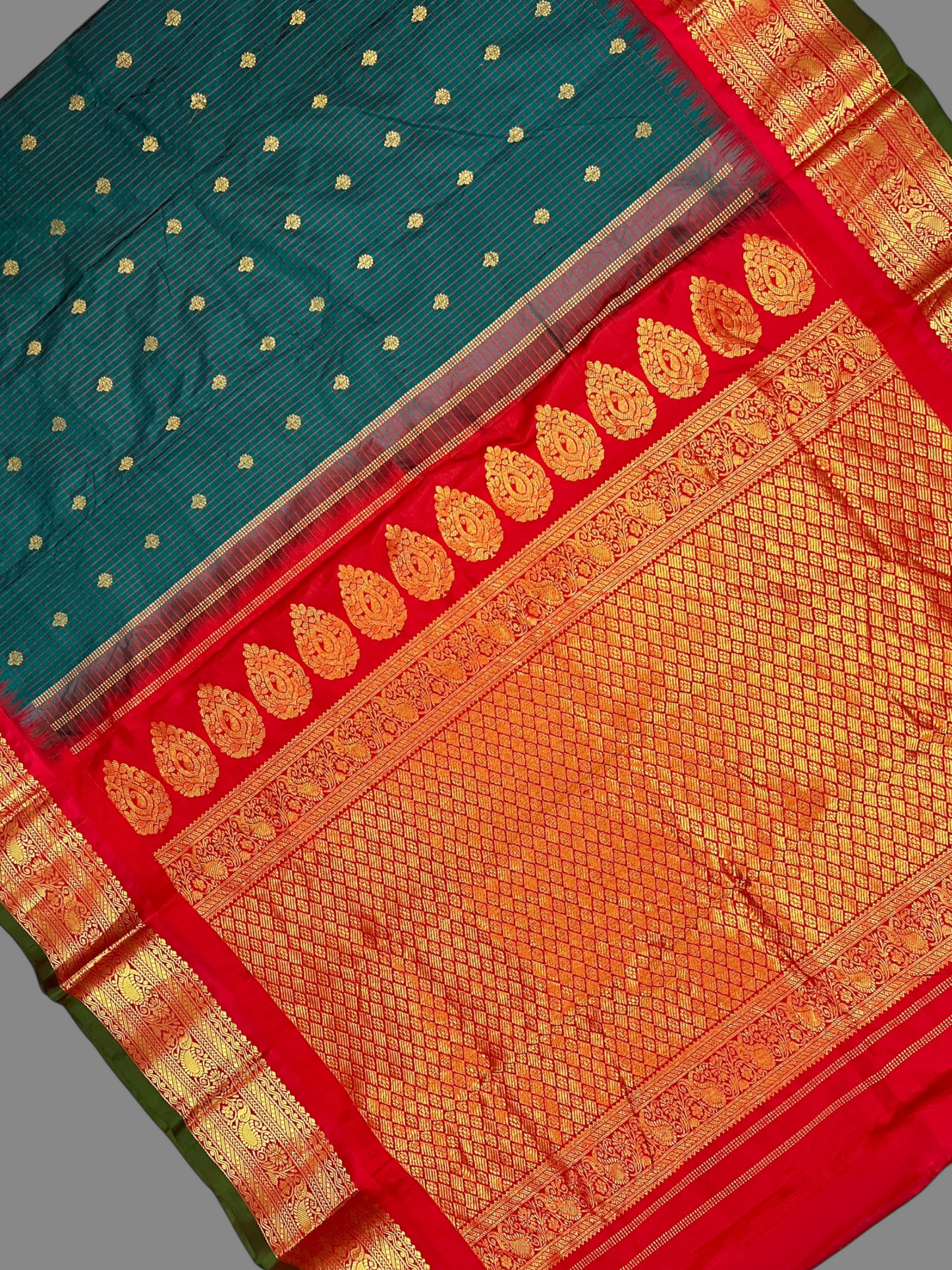 Gadwal Small Checks Butta Dull Green Pure Silk Sarees