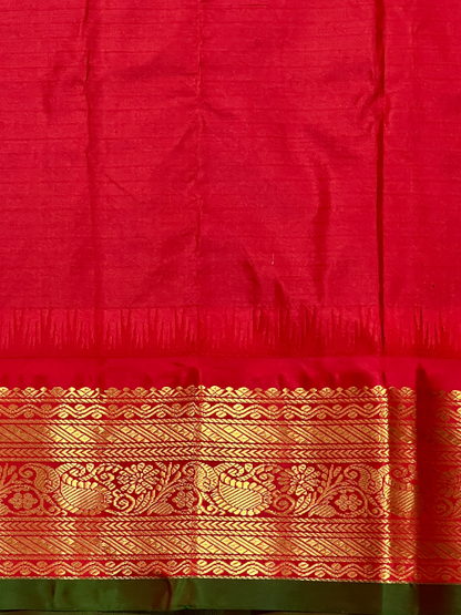 Gadwal Small Checks Butta Green Pure Silk Sarees