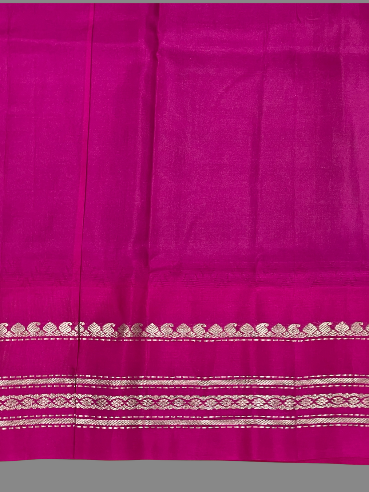 Parrot Green Pure Silk Checked Saree | Navratri Exclusive
